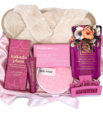 The Bath in Bloom Pamper Hamper